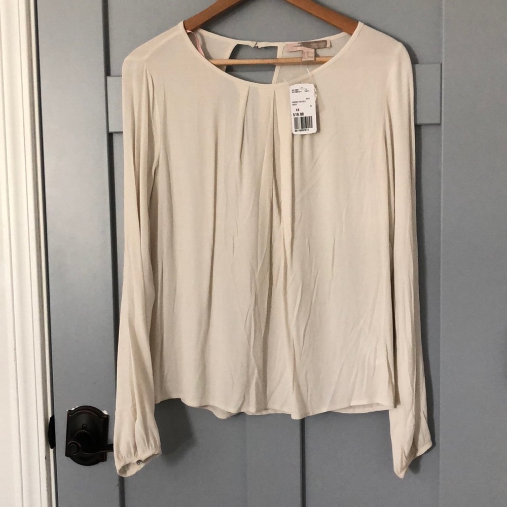 Beige longsleeves top Forever21